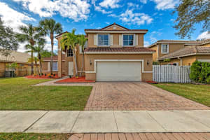 860 SW 191st Ave, Pembroke Pines, FL 33029, Sold 08/05/25
