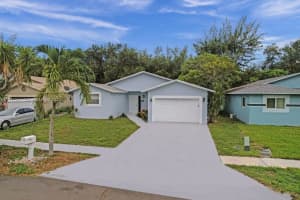 2444 Raleigh St, Hollywood, FL 33020, - MLS#A11833280