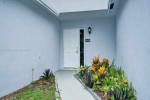 2444 Raleigh St, Hollywood, FL 33020, - MLS#A11833280