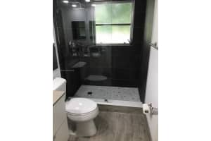 4200 Oaks Ter 206, Pompano Beach