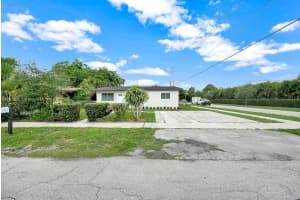 5201 Wiley St, Hollywood, FL 33021, - MLS#A11833363