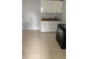 1062 W 42nd Pl Studio Hialeah, FL 33012 - MLS#A11833373