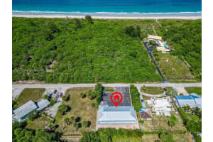2305 Tamarind Dr #4, Fort Pierce, FL 34949, - MLS#A11833436