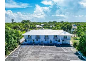 2305 Tamarind Dr #5, Fort Pierce, FL 34949, - MLS#A11833454