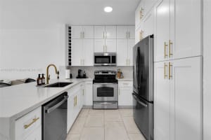 8242 NW 107th Ct Unit 7-12, Doral, FL 33178, Sold 09/18/25