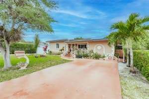 6250 SW 19th St, Miami, FL 33155, - MLS#A11833537