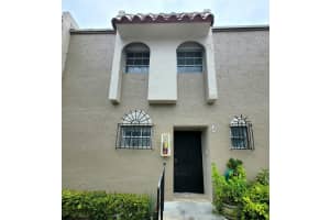 11 Olive Dr j, Hialeah, FL 33010, - MLS#A11833541