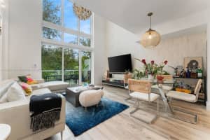 455 Ne 39th St 105, Miami
