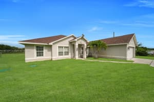 533 Willowbrook Dr, Lehigh Acres, FL 33972, - MLS#A11833684