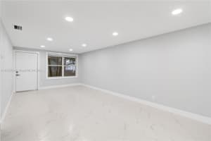 MLS# A11833834, Tamarac, Florida 33321