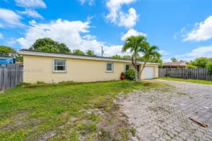 2727 Hypoluxo Rd, Lantana, FL 33462, - MLS#A11833869