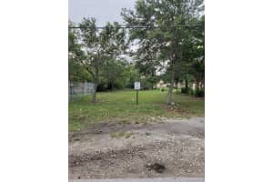 894 SW 9th Ct, Pompano Beach, FL 33060, - MLS#A11833909