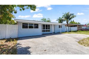 2920 NE 8th Ave, Pompano Beach, FL 33064, Sold 08/27/25