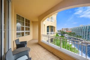 3001 NE 185th St APT 613, Aventura, FL 33180, - MLS#A11833988