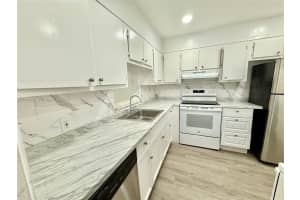 11925 Ne 2nd Ave B207, North Miami