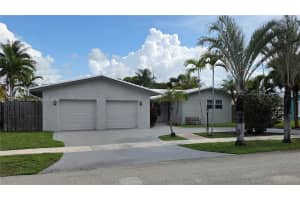 1245 Coral Ln, Hollywood