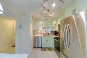 400 S Hollybrook Dr APT 109, Pembroke Pines, FL 33025, - MLS#A11834168