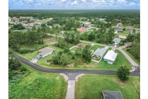 6939 Mexican Hat Dr Sebring, FL 33872 Sold 08/05/25