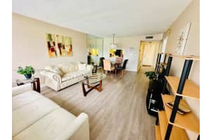 330 SE 2nd St APT 204G, Hallandale Beach, FL 33009, - MLS#A11834222