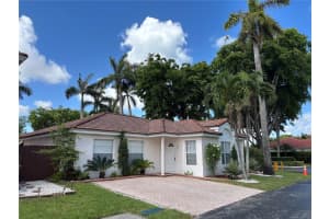 10234 Nw 57th St, Doral