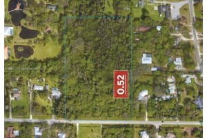 2002 Bell Ave Fort Pierce, FL 34982 - MLS#A11834320