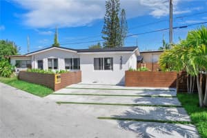 2380 Ne 137th St, North Miami Beach