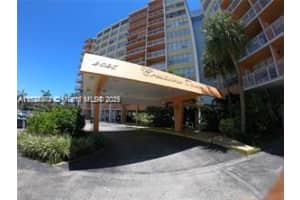 2025 Ne 164th St 615, North Miami Beach