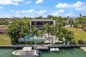 10161 E Broadview Dr, Bay Harbor Islands, FL 33154, - MLS#A11834396