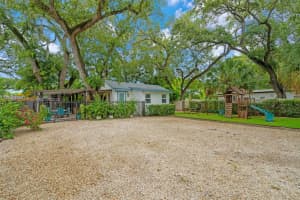 1341 Ne 151st St, North Miami Beach