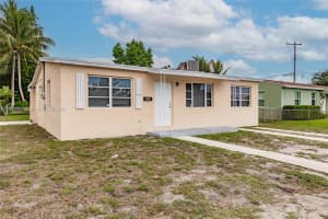 4423 Lake Ave, West Palm Beach, FL 33405, - MLS#A11834451