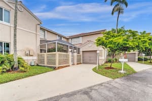 11167 Longboat Dr, Hollywood, FL 33026, Sold 08/05/25