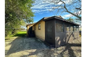 125 Sw 11th Ave, South Bay