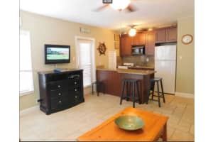 310 Arthur St #9, Hollywood, FL 33019, - MLS#A11834535