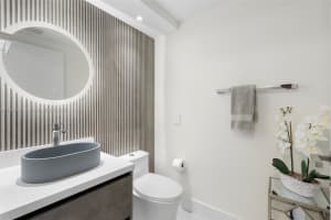 Tequesta Point, 848 Brickell Key Dr, Miami, FL 33131, Sold 08/11/25