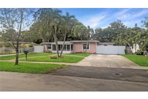 841 NE 139th St, North Miami, FL 33161, - MLS#A11834571