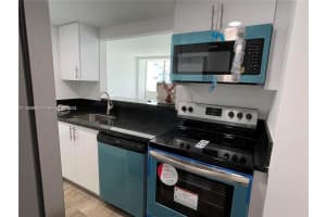 7545 E Treasure Dr APT 5K, North Bay Village, FL 33141, - MLS#A11834632