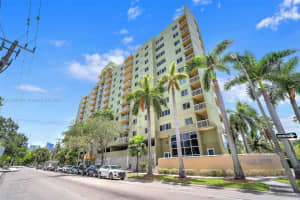 816 NW 11th St APT 801, Miami, FL 33136, - MLS#A11834646
