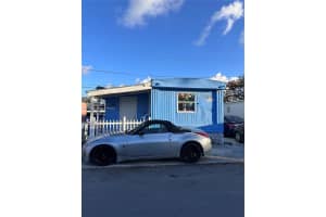 3520 Nw 79th St - F622, Miami