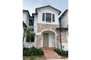 3382 W 114th Ter ., Hialeah