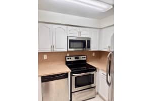 8255 SW 152nd Ave E-215, Miami, FL 33193 - MLS#A11834693