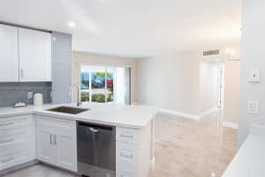 7527 S Oriole Blvd 101 Delray Beach, FL 33446 - MLS#A11834723