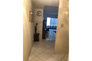 3940 Nw 42nd Ave 115, Lauderdale Lakes