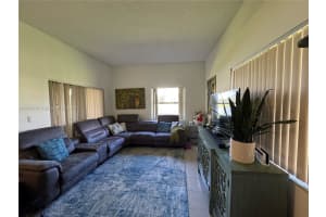 573 Racquet Club Rd 15 Weston, FL 33326 - MLS#A11834774