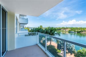 5600 Collins Ave APT 6P, Miami Beach, FL 33140, Sold 10/06/25