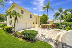 15281 Wilshire Ct, Pembroke Pines, FL 33027, - MLS#A11834867