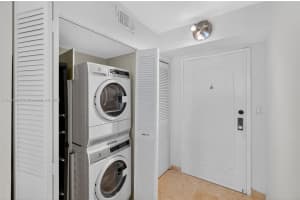 2401 Collins Ave APT 1703, Miami Beach, FL 33140, - MLS#A11834880