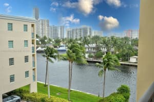 301 Golden Isles Dr APT 502, Hallandale Beach, FL 33009, - MLS#A11834934