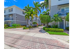 2249 NE 9th Ave, Wilton Manors, FL 33305, - MLS#A11835048