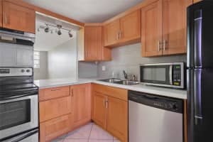 211 NE 8th Ave APT 407, Hallandale Beach, FL 33009, Sold 09/08/25