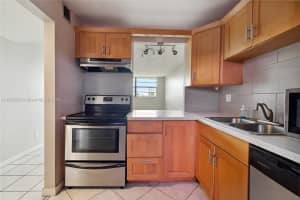 211 NE 8th Ave APT 407, Hallandale Beach, FL 33009, Sold 09/08/25